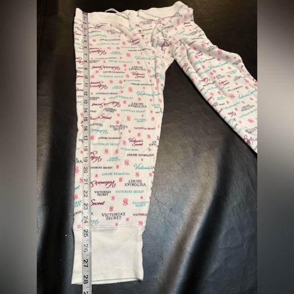 Victoria’s Secret Logo Waffle Knit Henley Top & Matching Joggers set size M - Picture 10 of 14